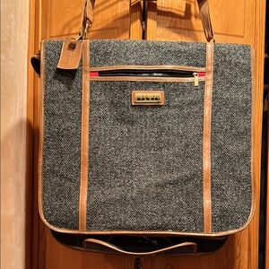 Oscar de la Renta Gray and Brown Garment Bag